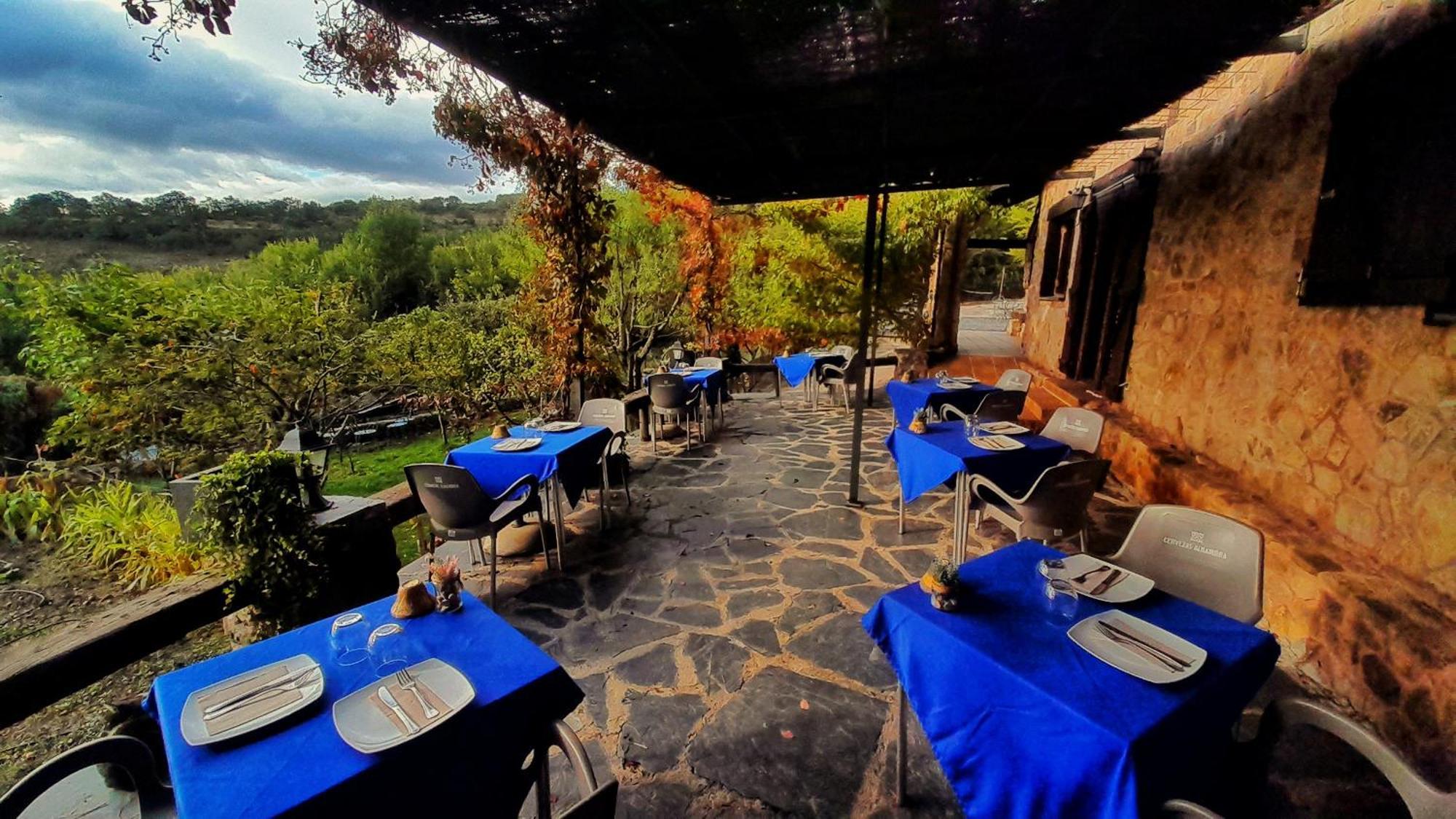 Casa Rural, Spa Y Restaurante El Huerto Del Abuelo Almiruete Exterior foto